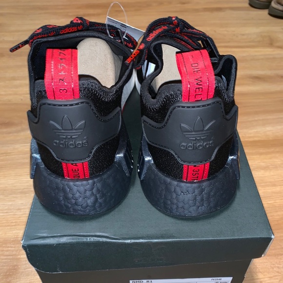 Size 9 NMD_R1 - Picture 3 of 3